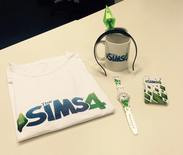 Пришло время праздновать лето с #SimSummer!